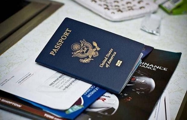 vé máy bay từ Mỹ về Việt Nam đón giấy tờ